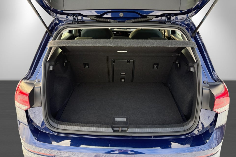 VW Golf VIII 1,5 eTSi 150 Style DSG 5d