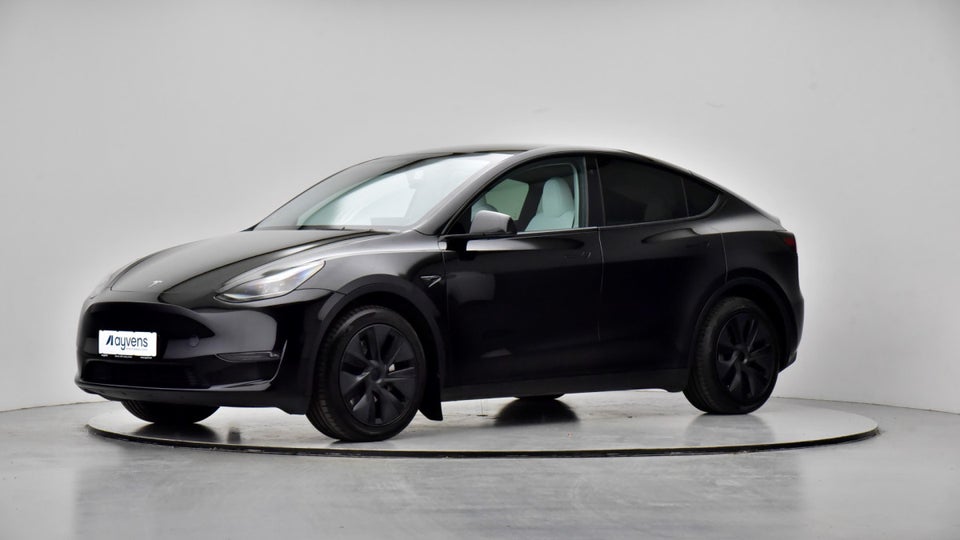 Tesla Model Y Long Range AWD 5d