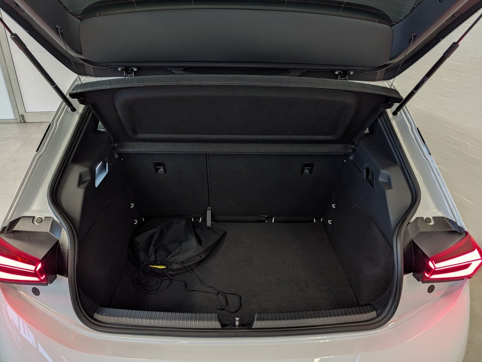 Cupra Born 58 High 5d