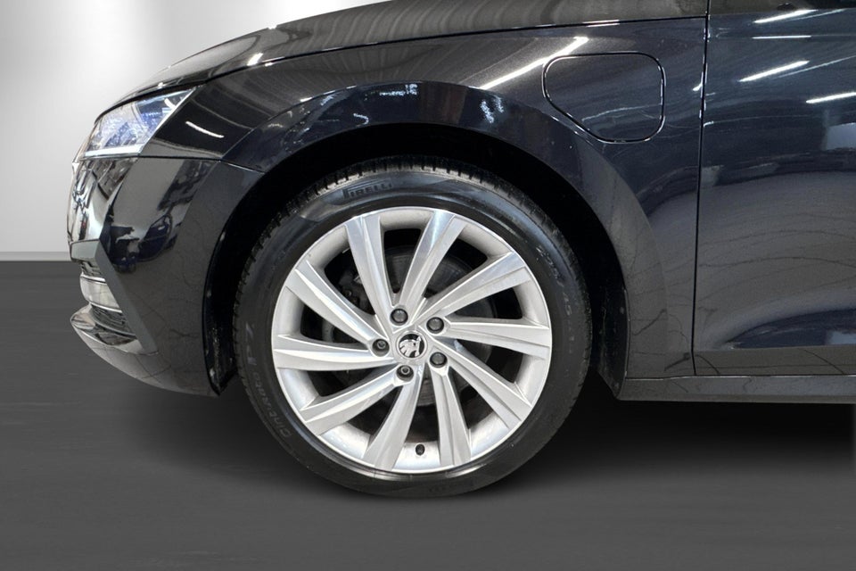 Skoda Octavia 1,4 TSi iV Plus Combi DSG 5d