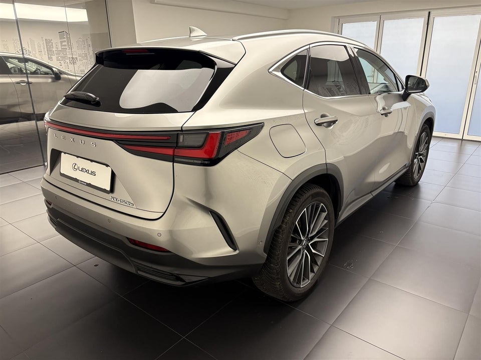 Lexus NX450h+ 2,5 Luxury aut. AWD 5d