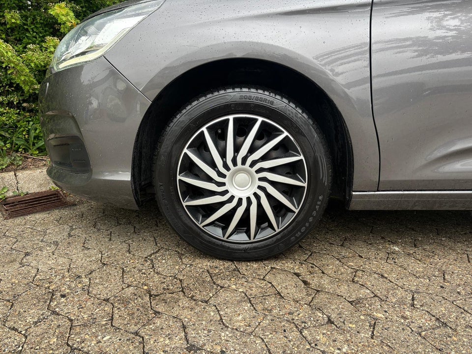 Citroën C4 1,2 PureTech 130 Feel 5d