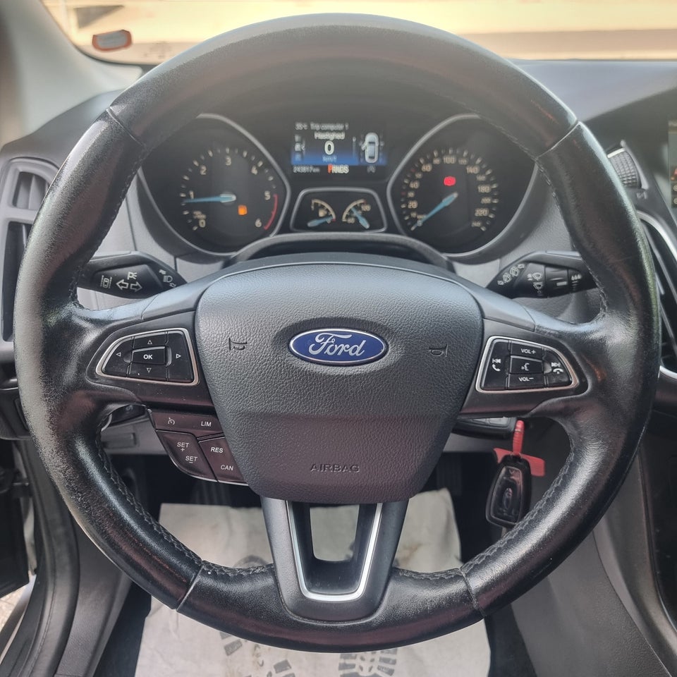 Ford Focus 1,5 TDCi 120 Titanium stc. aut. 5d