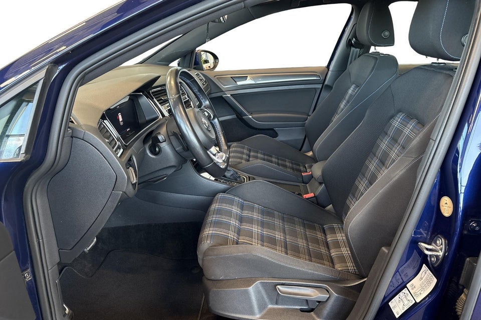 VW Golf VII 1,4 GTE DSG 5d