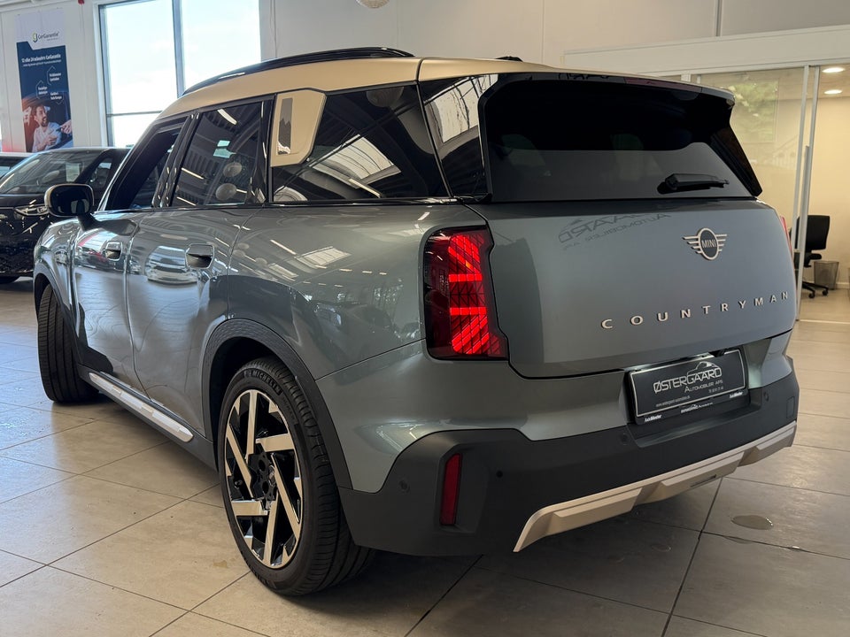MINI Countryman E Favoured Trim M 5d