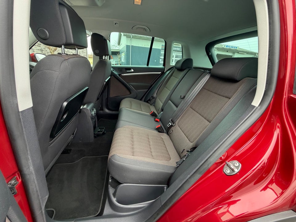 VW Tiguan 2,0 TDi 140 Sport & Style DSG 4Motion 5d