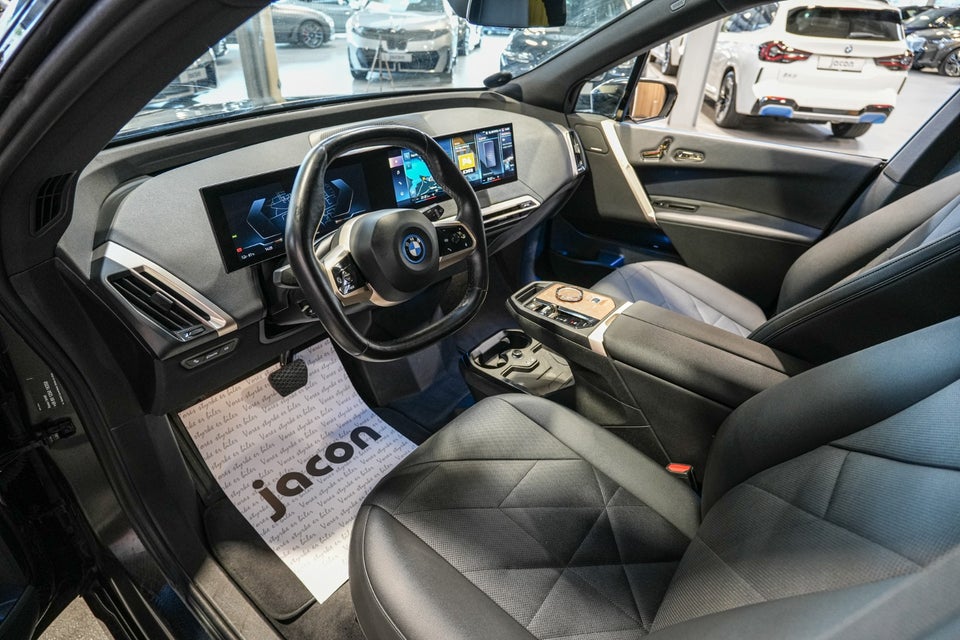 BMW iX xDrive40 Sport 5d