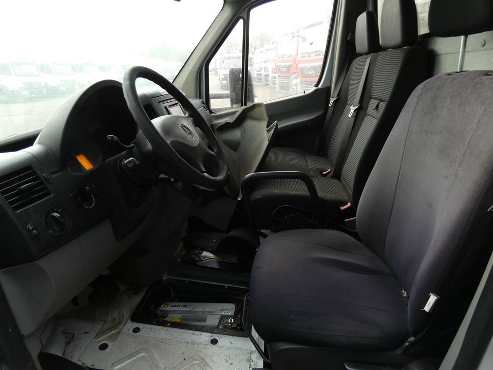 Mercedes Sprinter 318 3,0 CDi Alukasse aut. 2d