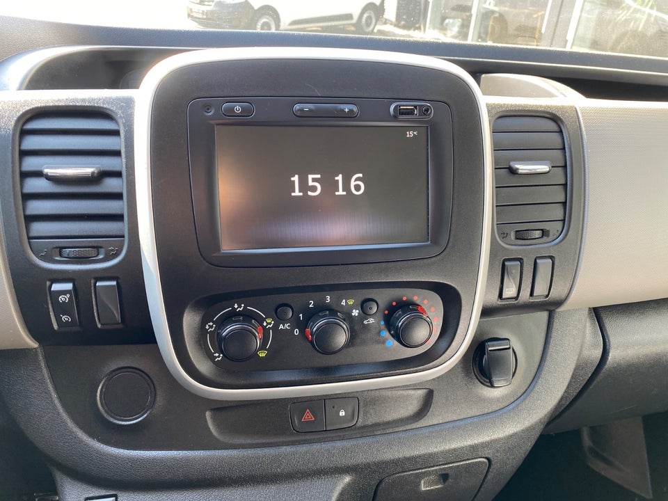 Renault Trafic T29 1,6 dCi 125 L2H1