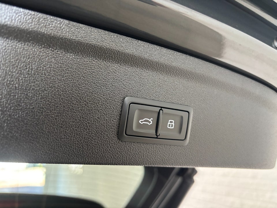 Audi A3 40 TFSi e S-line Sportback S-tr. 5d