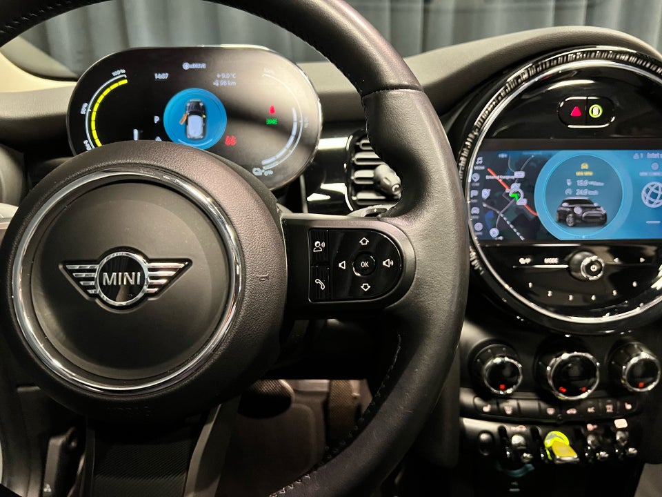 MINI Cooper SE Camden Edition 3d