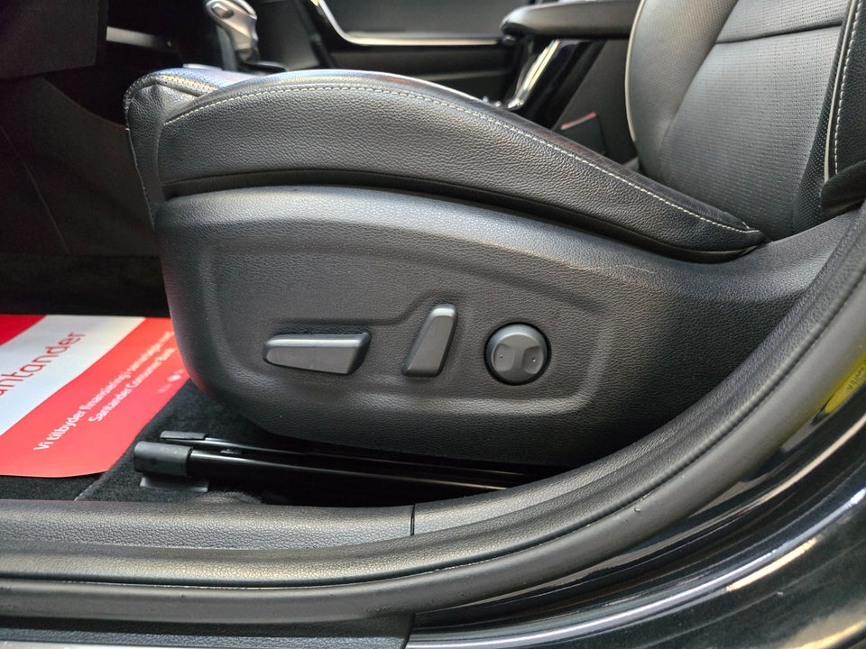 Kia Ceed 1,6 PHEV Upgrade SW DCT 5d