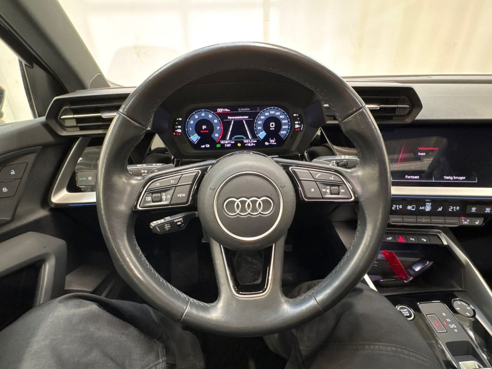 Audi A3 40 TFSi e Prestige Sportback S-tr. 5d