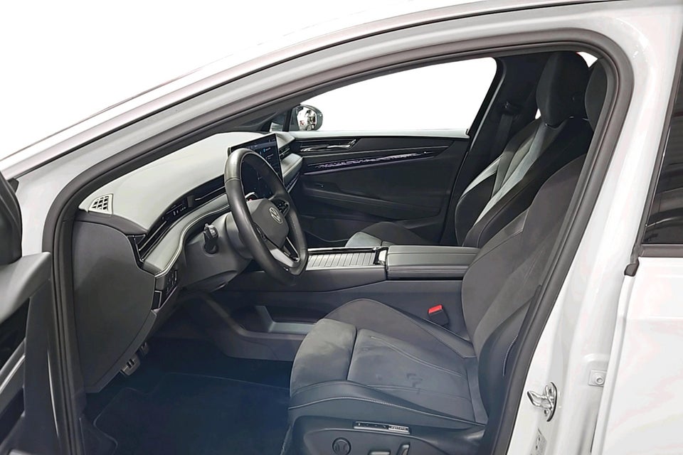 VW ID.7 77 Style+ Tourer 5d