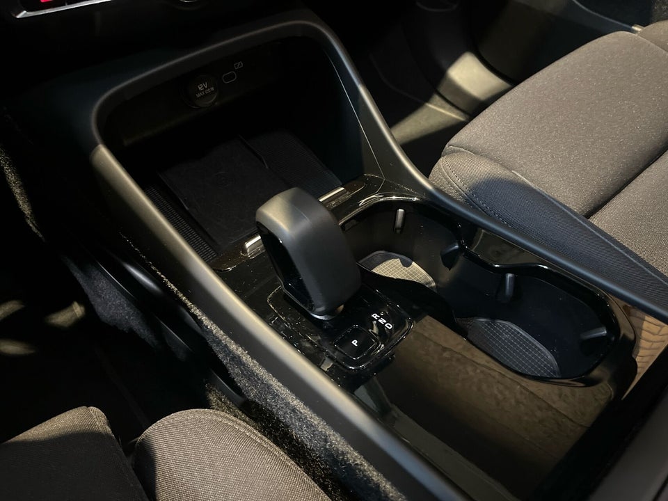 Volvo XC40 ReCharge Extended Range Plus 5d