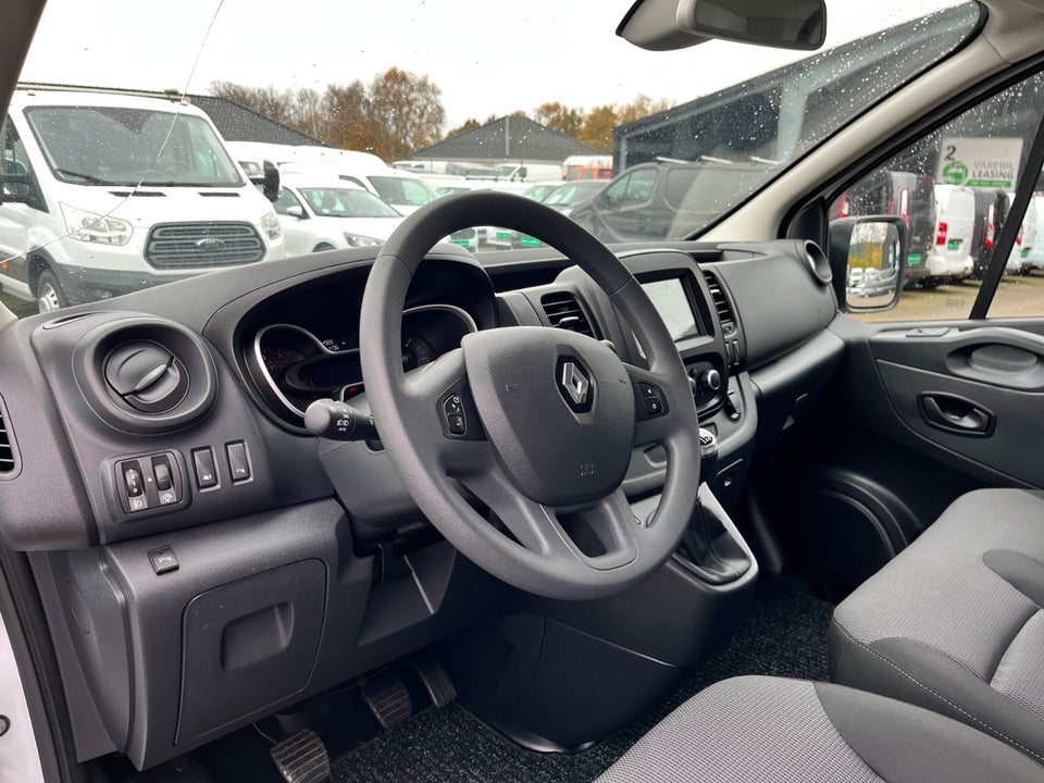 Renault Trafic T29 2,0 dCi 145 L2H1