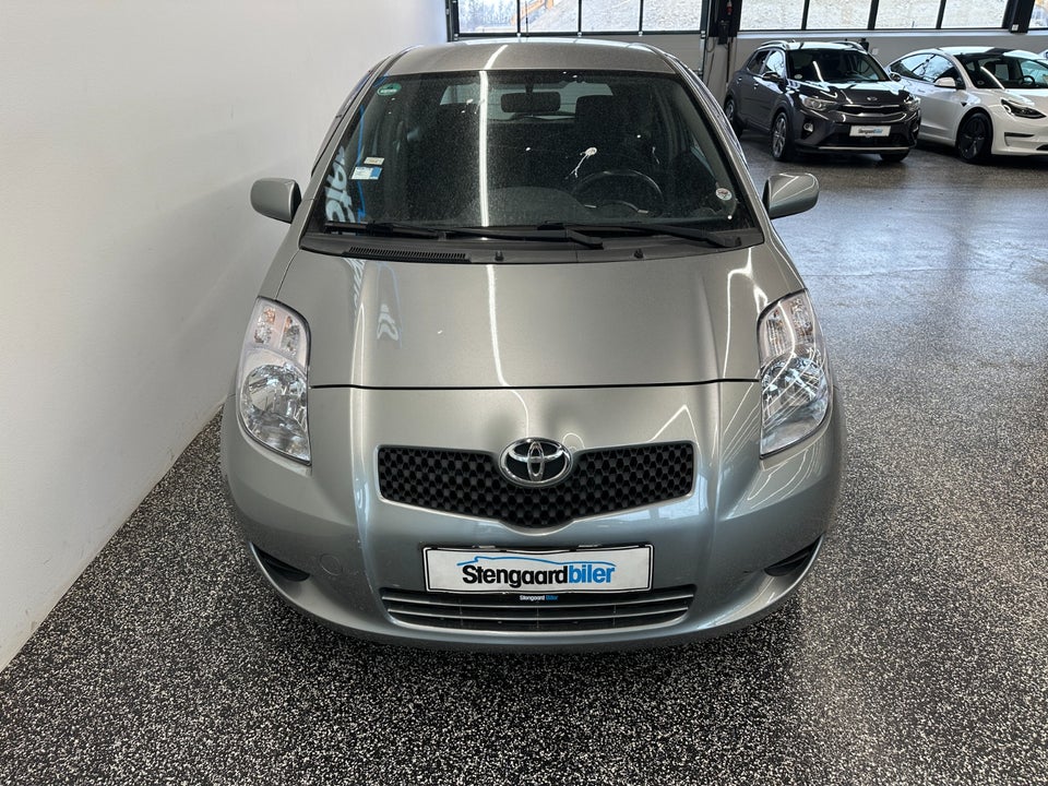Toyota Yaris 1,3 Luna M/M 3d