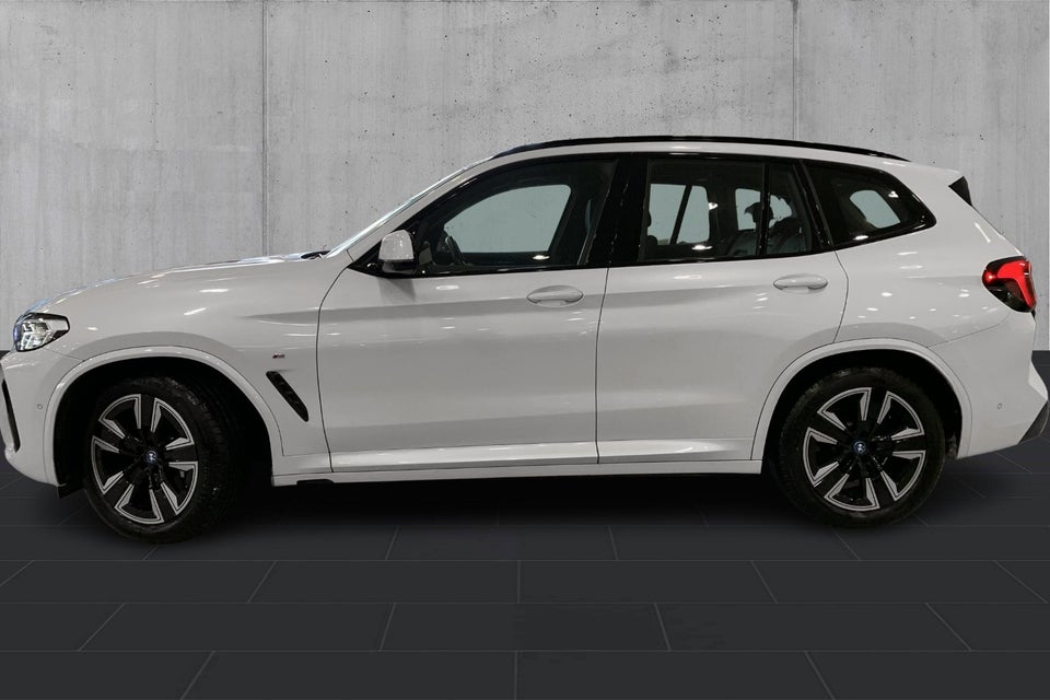 BMW iX3 Charged M-Sport 5d