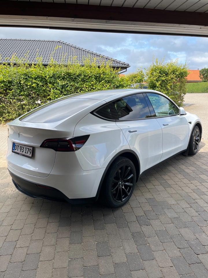 Tesla Model Y RWD 5d