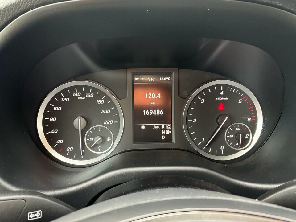 Mercedes Vito 119 2,0 CDi Kassevogn aut. L RWD