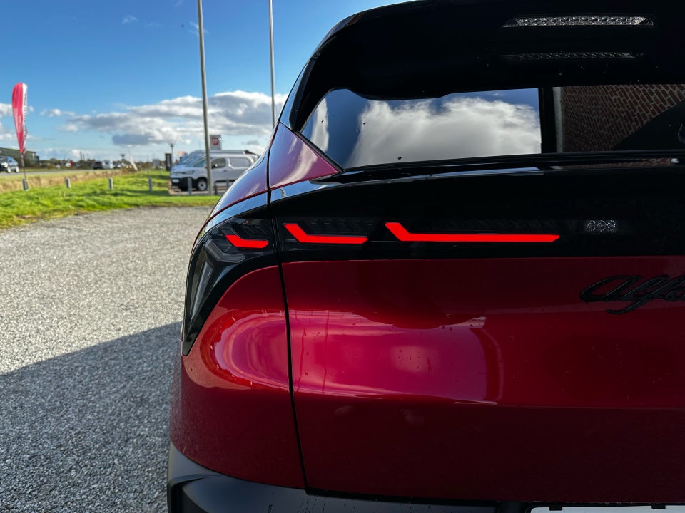 Alfa Romeo Junior Elettrica Speciale 5d