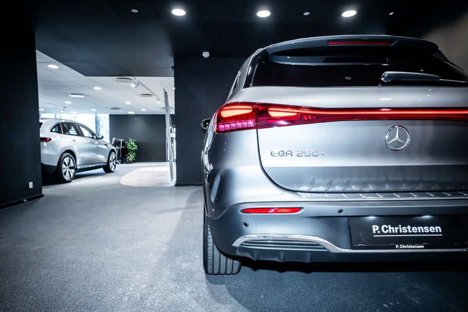 Mercedes EQA250+ AMG Premium 5d