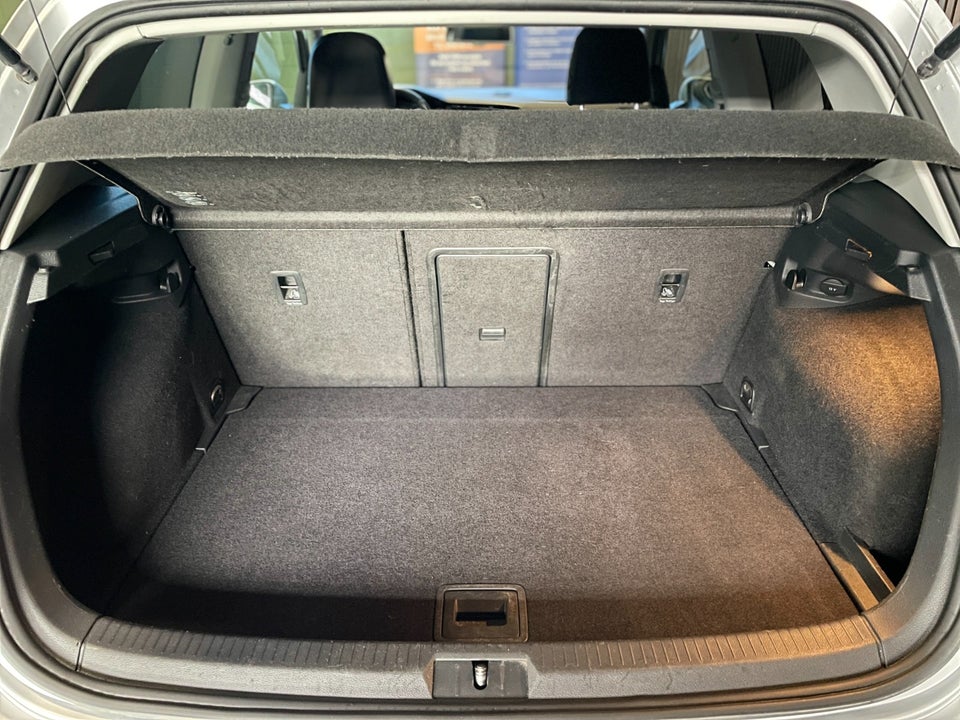 VW Golf VII 1,4 TSi 140 Highline 3d