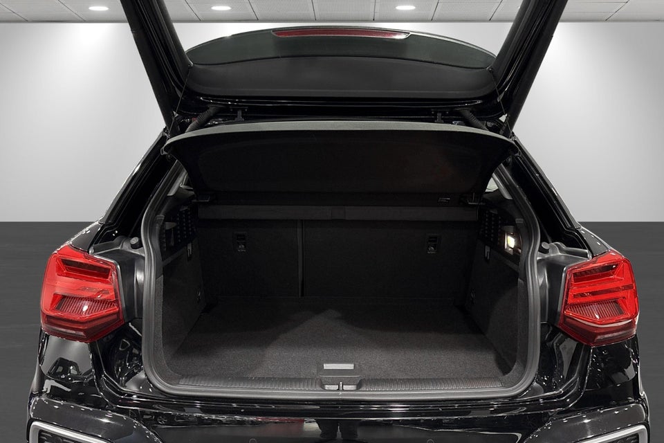 Audi Q2 35 TFSi Prestige S-tr. 5d