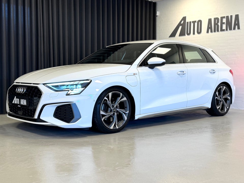 Audi A3 40 TFSi e S-line Sportback S-tr. 5d
