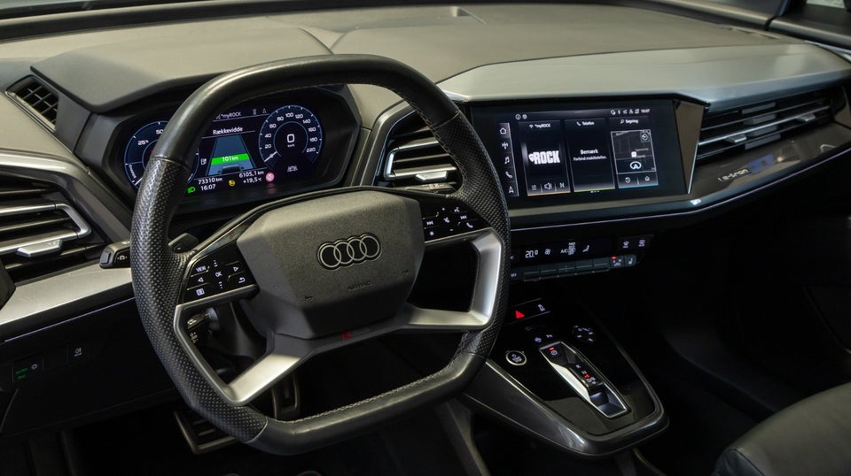 Audi Q4 e-tron 40 S-line 5d