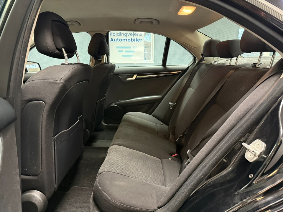 Mercedes C180 1,6 aut. BE 4d