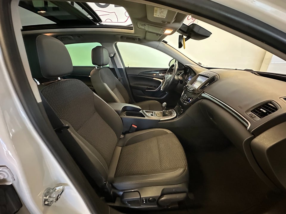 Opel Insignia 2,0 CDTi 160 Cosmo Sports Tourer 5d