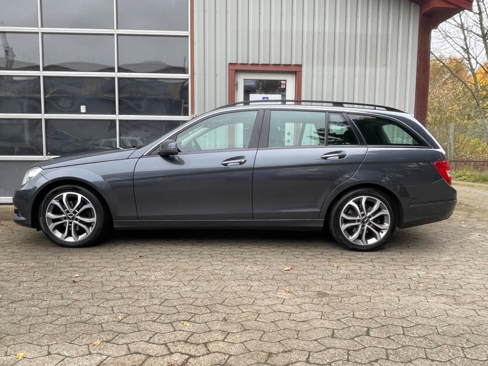 Mercedes C220 2,2 CDi Avantgarde stc. aut. BE 5d