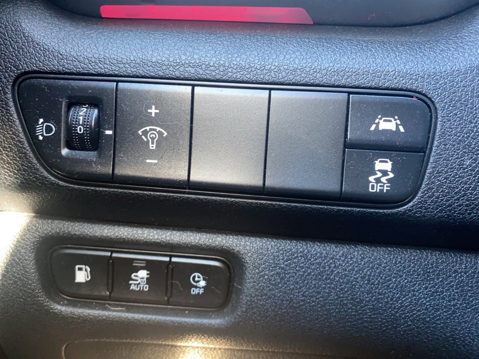 Kia Niro 1,6 PHEV Advance DCT 5d