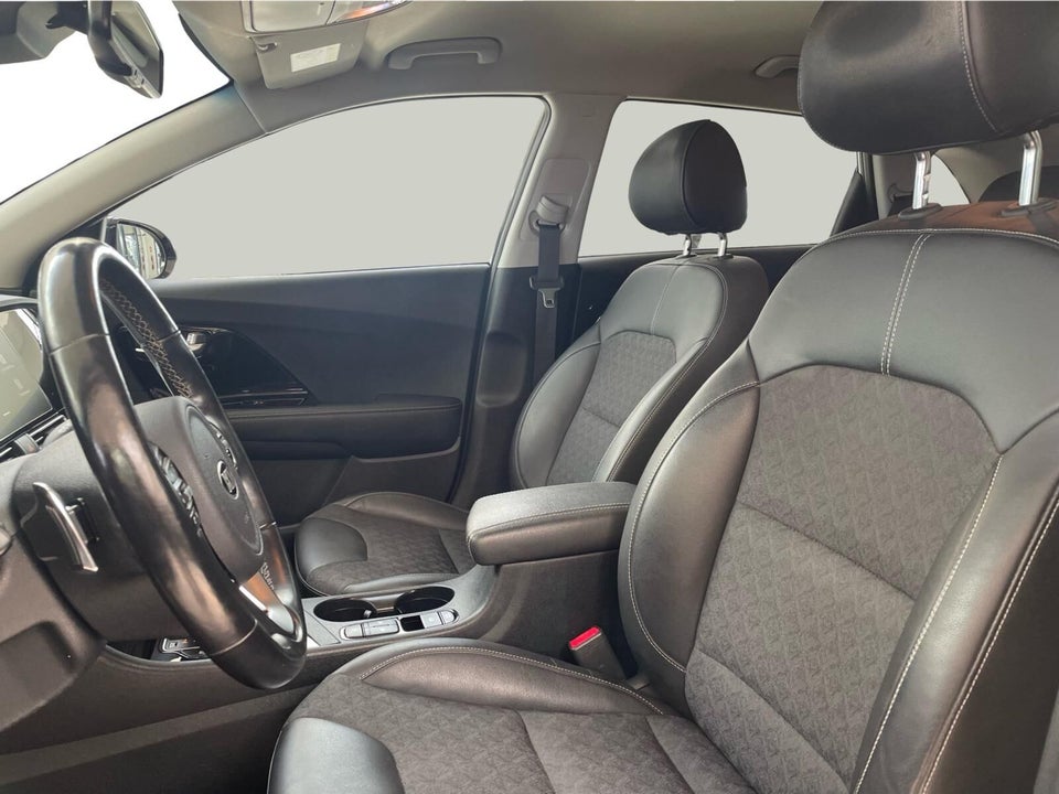 Kia Niro 1,6 PHEV Advance DCT 5d
