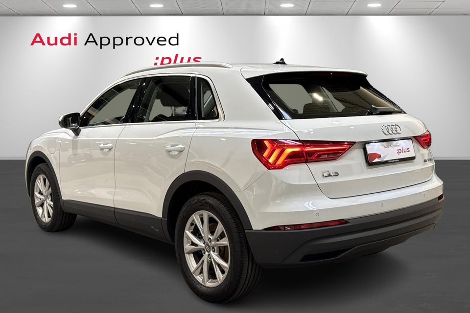 Audi Q3 45 TFSi e Attitude plus S-tr. 5d
