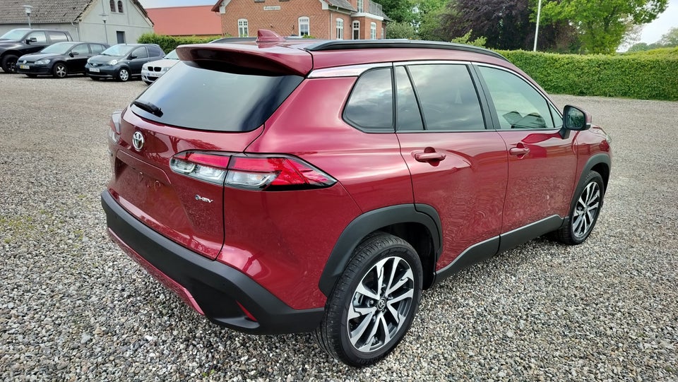 Toyota Corolla Cross 1,8 Hybrid Style Comfort CVT 5d