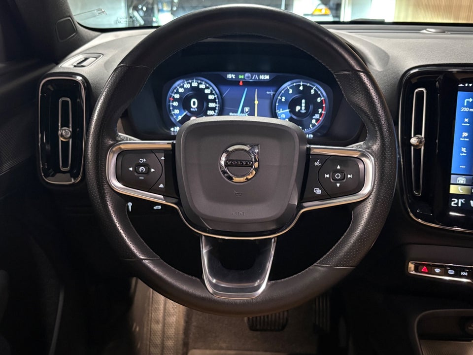 Volvo XC40 2,0 T5 247 Inscription aut. AWD 5d