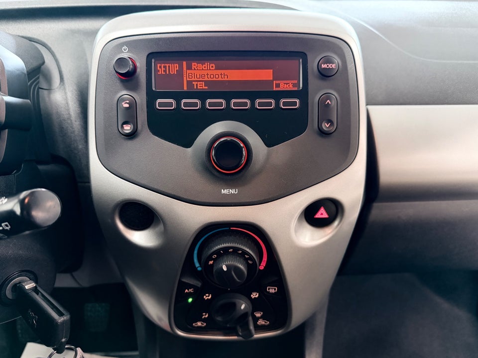 Peugeot 108 1,0 e-VTi 69 Active 5d