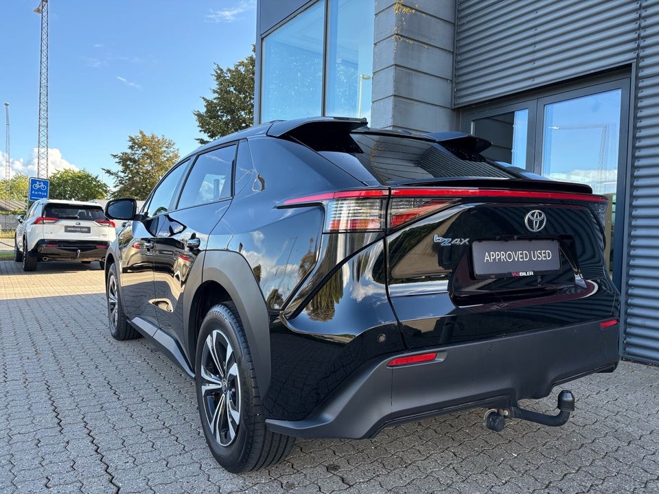 Toyota bZ4X Active 5d