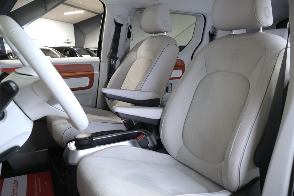 VW ID.Buzz 77 Pro SWB 5d