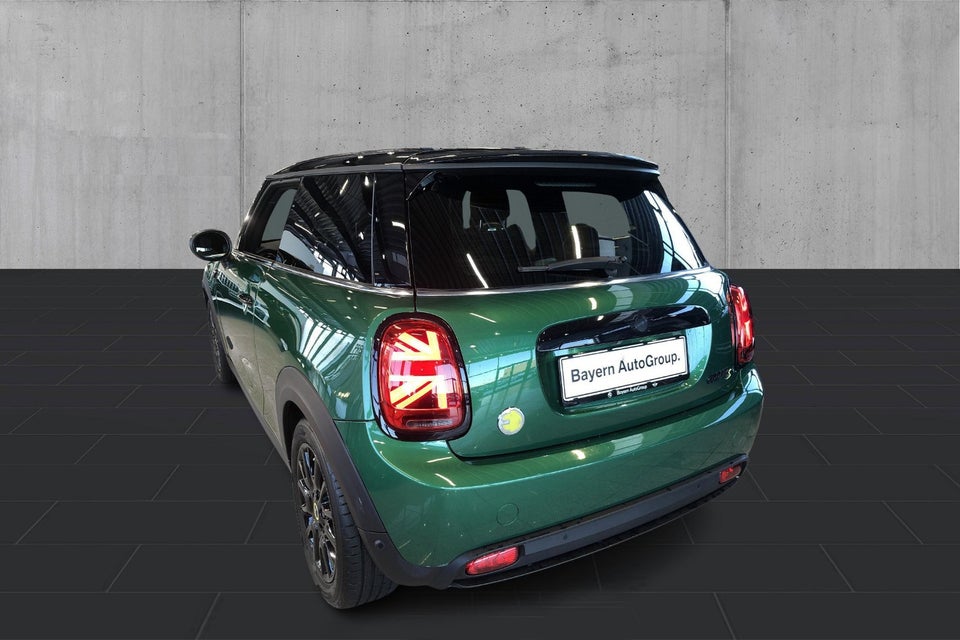 MINI Cooper SE Classic Trim 3d