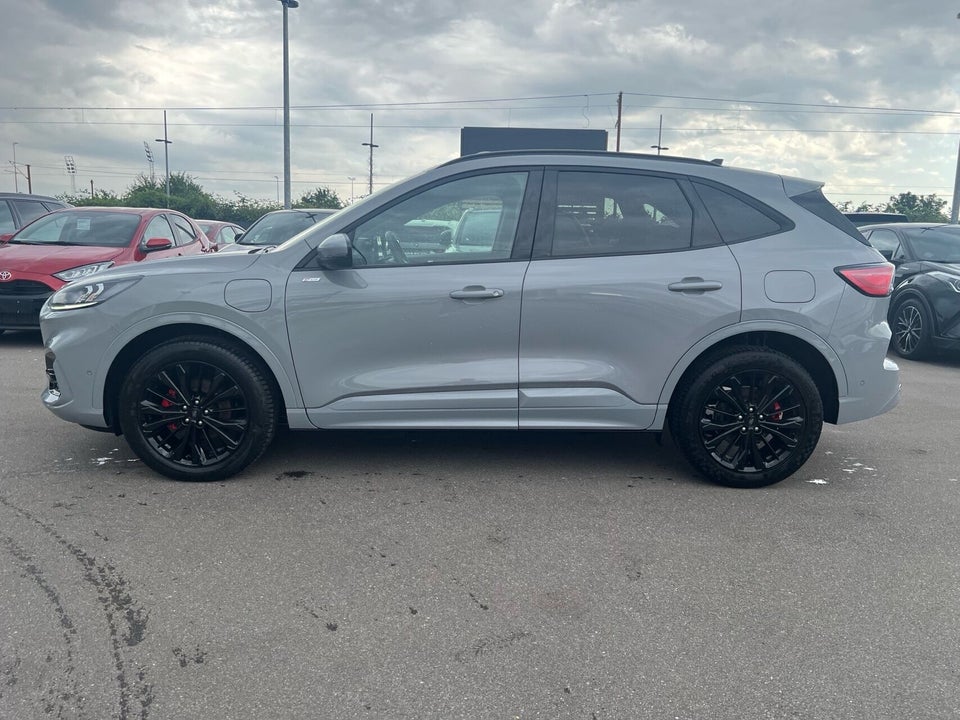 Ford Kuga 2,5 PHEV Graphite Tech CVT 5d