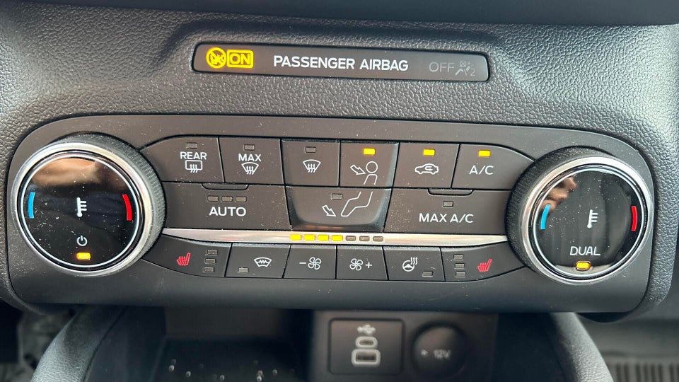 Ford Kuga 2,5 PHEV Vignale CVT 5d
