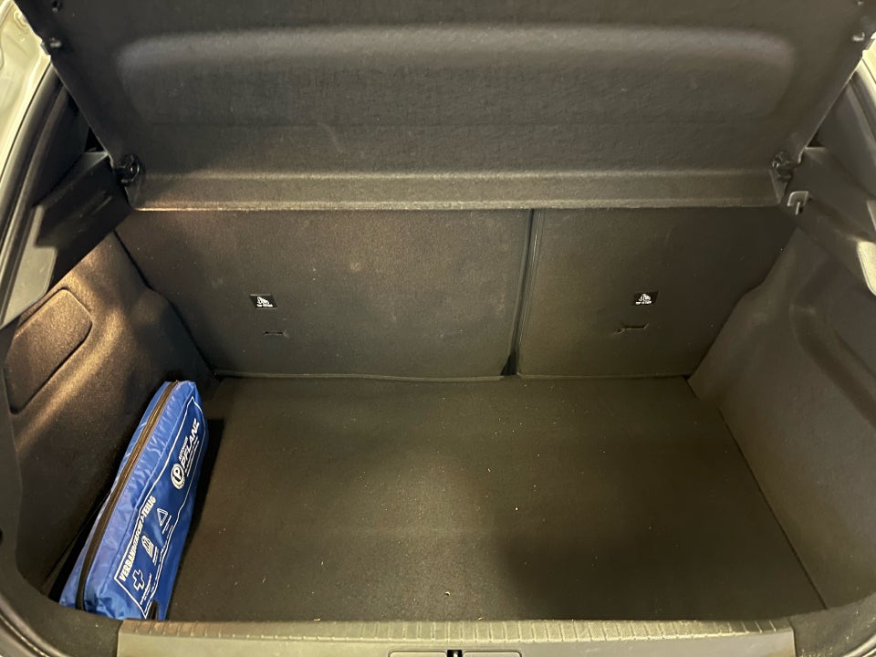 Peugeot e-208 50 Active Pack 5d