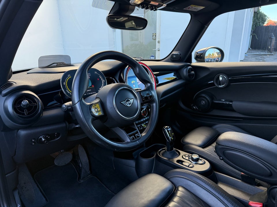 MINI Cooper SE Yours Trim 3d