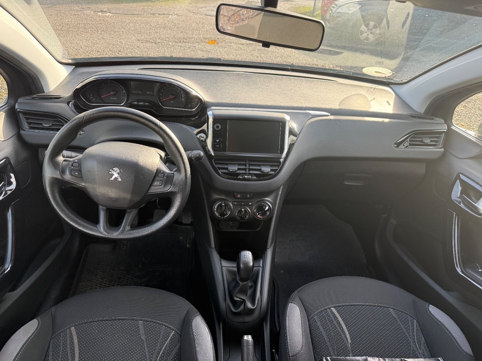 Peugeot 208 1,2 VTi Active 5d