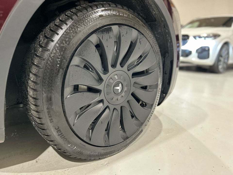 Tesla Model Y RWD 5d