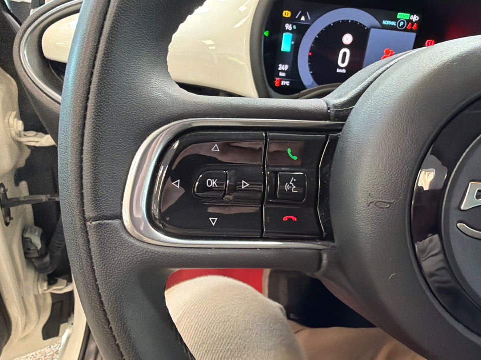 Fiat 500e 42 Icon 3+1 4d