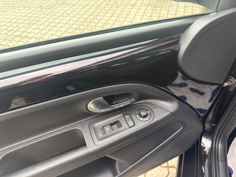 VW Up! 1,0 75 Move Up! BMT 5d